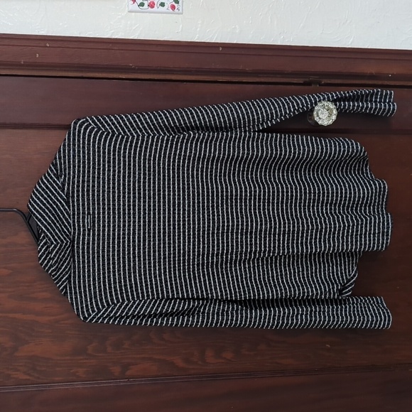 Lucky Brand Classic Black & White Stripe Cowl Neck Lightweight Sweater Size Sm - Picture 5 of 6